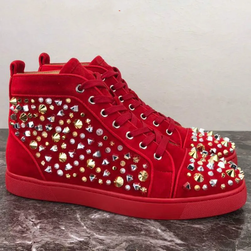 

2019-20 Red Flock Studded Spikes Round Toe Cool Boy Rivets High Top Flats Shoes Men Street Style Chaussures Male