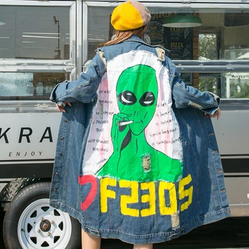 

Thailand Tide brand 2019 new product long section cowboy windbreaker alien graffiti worn out old straight print coat
