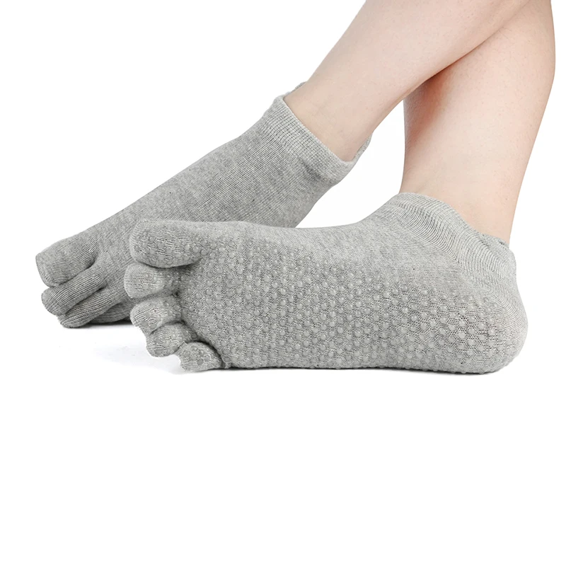 Женские носки с 5 пальцами для занятий йогой, для женщин, спортивные, танцевальные, пять пальцев, носки для фитнеса, Нескользящие, силиконовые, для пилатеса, хлопковые, Балетные Носки - Цвет: Серый