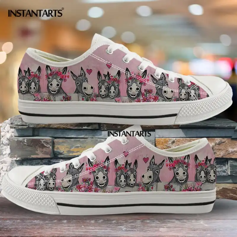 ladies pink canvas shoes