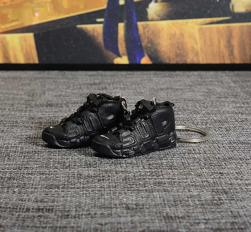 

dropshipping Air Force 1 Black sneaker keychains 1/6 SCALE 3D Mini Sneaker JORDAN keychain doll accessory
