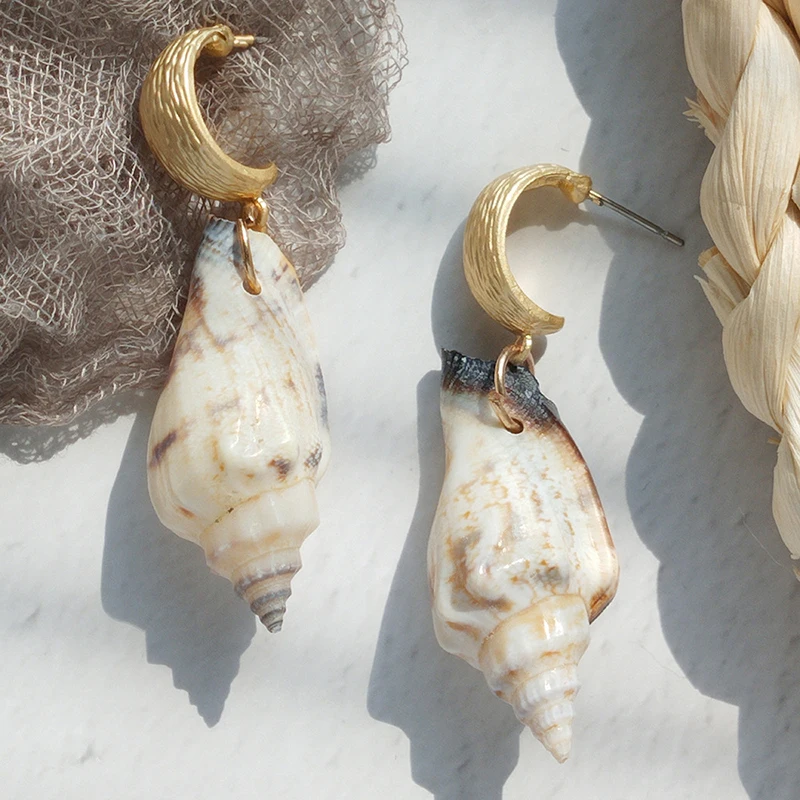 

Fashion Unique Classical Shell Long Drop Earrings 2019 New European Bohemia White Conch Dangle Earrings For Women Girl Party