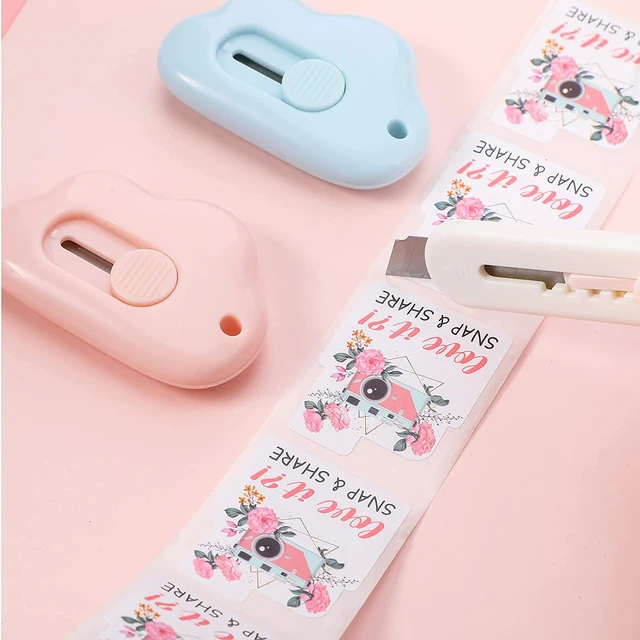 Cute Retractable Box Cutters, 3pcs Cat Paw Shaped Mini Art Cutter Utility Knife Office School Stationery for Cutting Envelopes Letter Paper Cutting