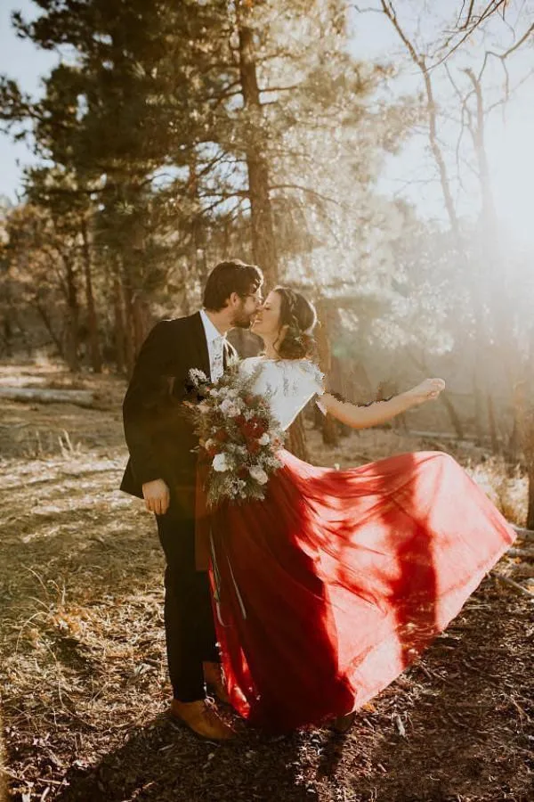 2018-country-wedding-dress-vintage-two-pieces-ivory-lace-top-dark-red-burgundy-tulle-skirt-floor-length-bridal-gowns-bridesmaid-dresse (2)_副本