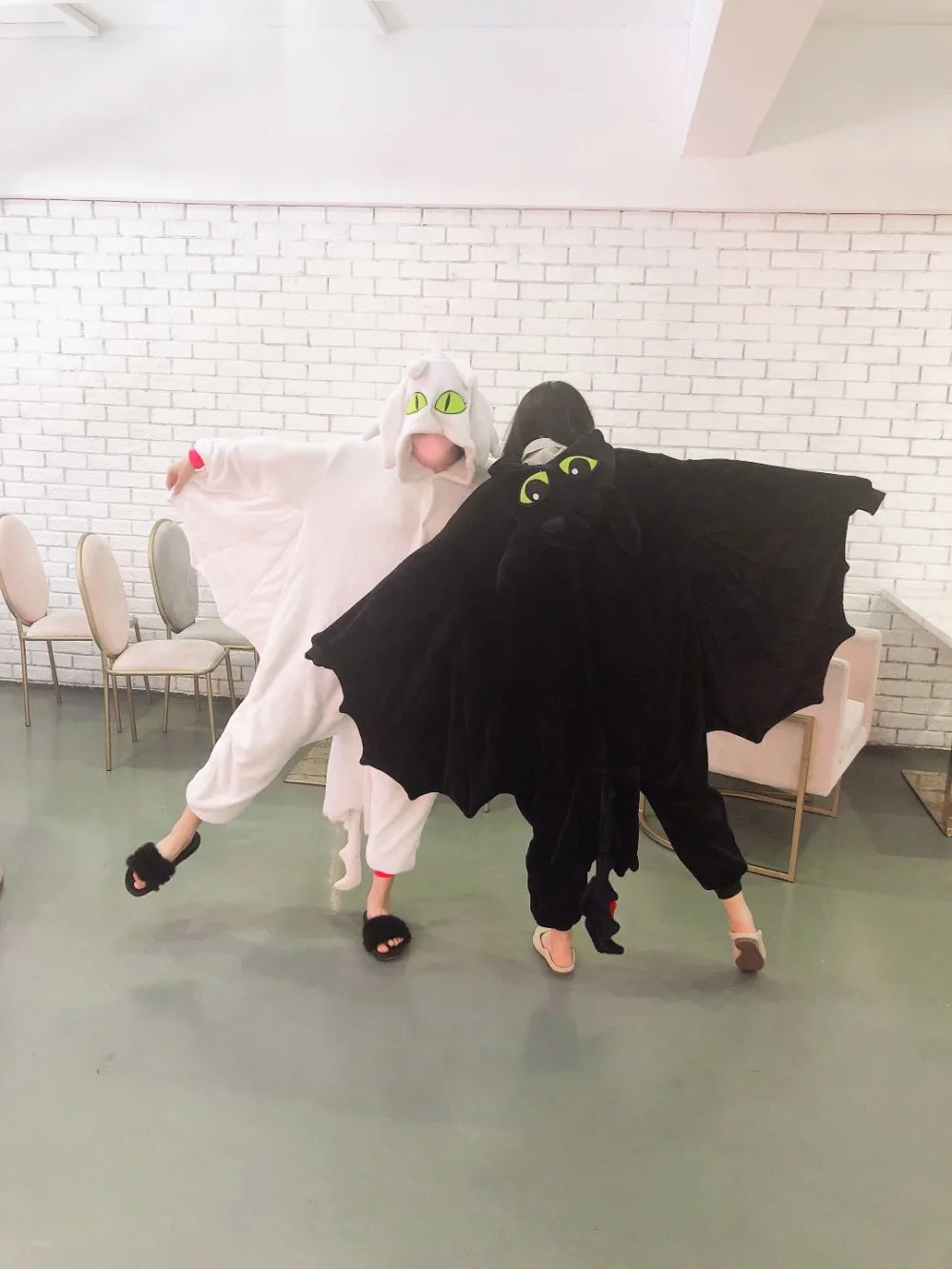 12590136775_2109517167