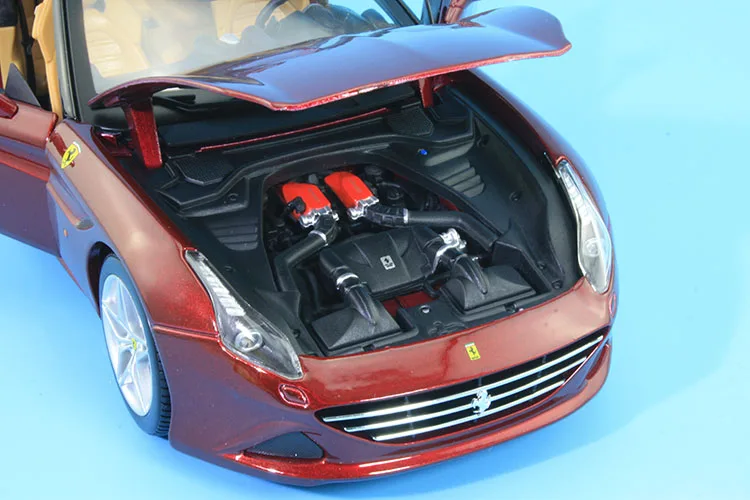 (JZ) Bburago 1/18 1:18 Ferrari California T Sport гоночный автомобиль Транспортное средство модель с
