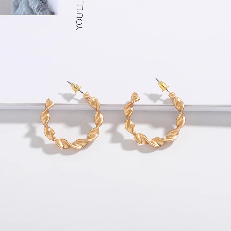IGU Korean Temperament Matte Twist Earrings Women 30mm Wedding Party Prom Jewelry Accessories