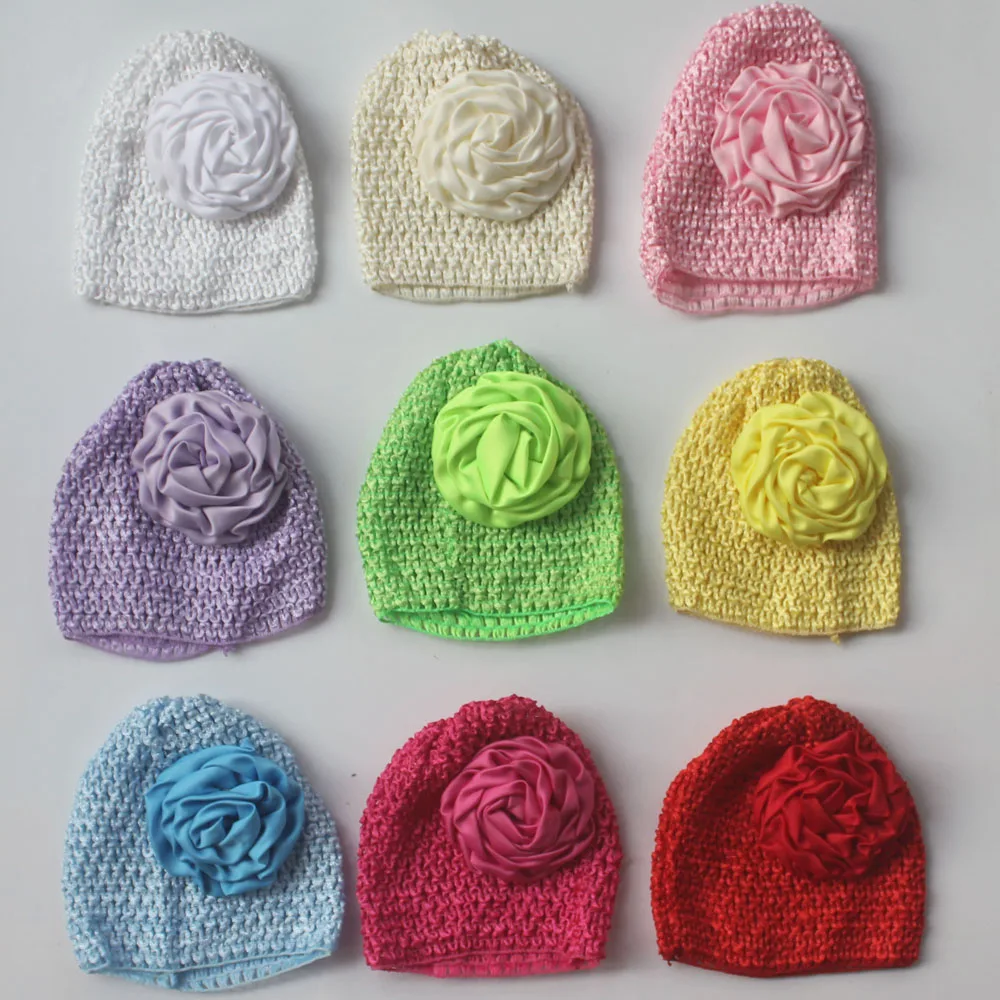 girls crochet hat with flower