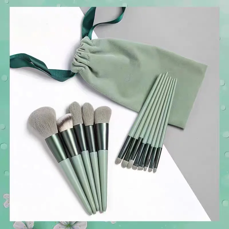 Set of Poppy Red Brushes –