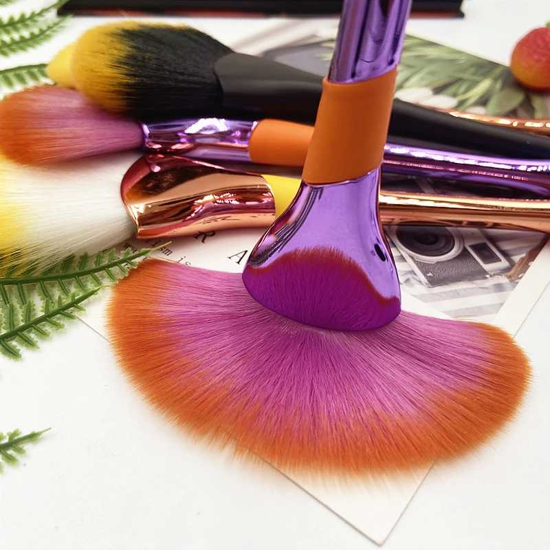 ZZDOG 1Pcs Large Makeup Brushes High Quality Fluffy Fan-Shaped Face Cosmetic Beauty Tools Metal Handle Powder Remove Brush New
