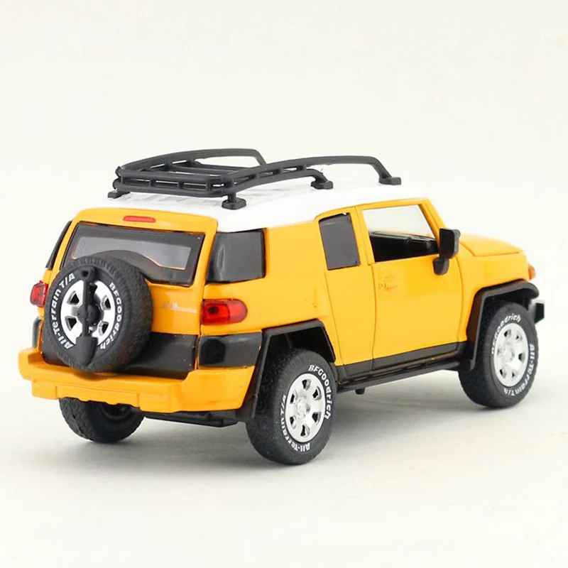 HOMMAT 1:32 Toyota FJ Cruiser SUV внедорожная модель автомобиля Diecasts игрушка транспортные