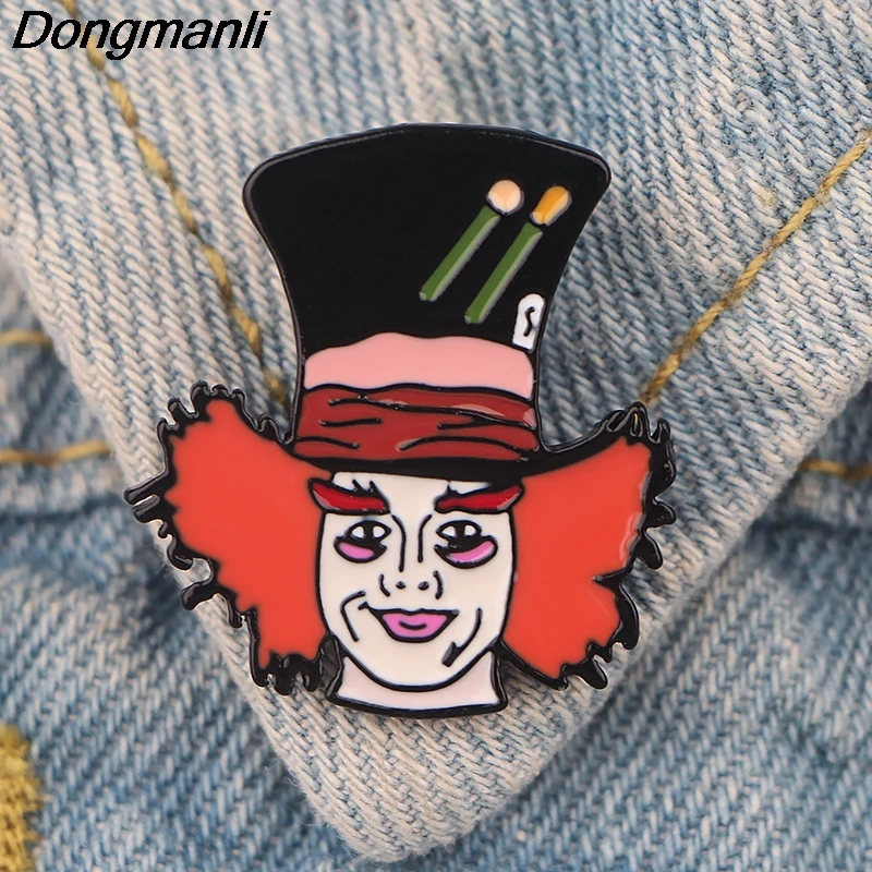 P3639 Dongmanli Mad Hatter металлические эмалированные булавки и броши для женщин и мужчин, ювелирные изделия для футболок, значок с отворотом, детские подарки