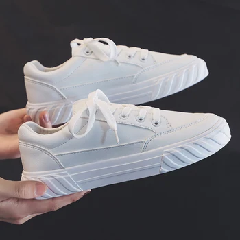 

2019 New Fashion Small White Shoes Girls Korean Version of Students Canvas Shoes White Casual Board Shoes Sneakers Women EVA
