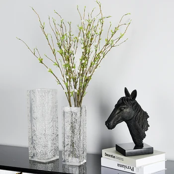 

Modern Metal Black Golden Horse Head Statue Home Decor Crafts Room Decoration Objects Office Hotel Marble Figurines
