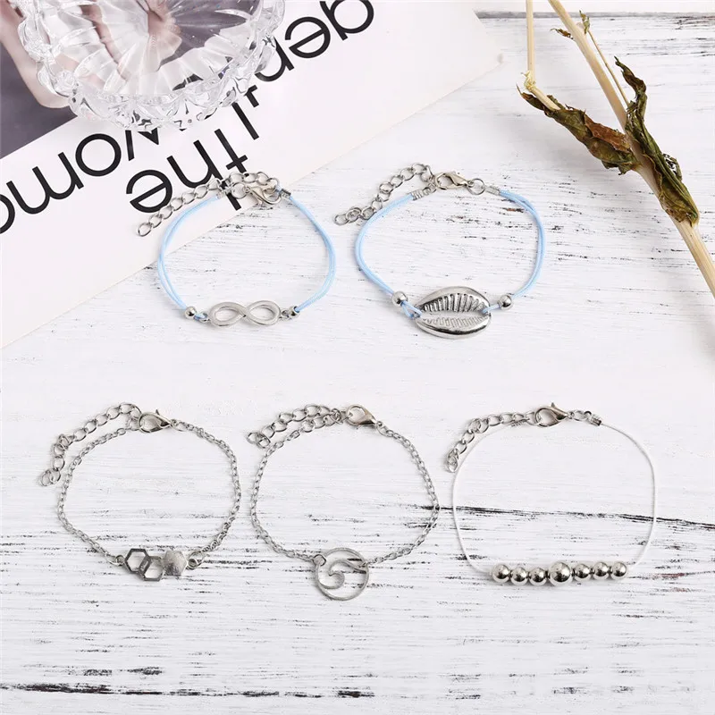 10521813666_793437558