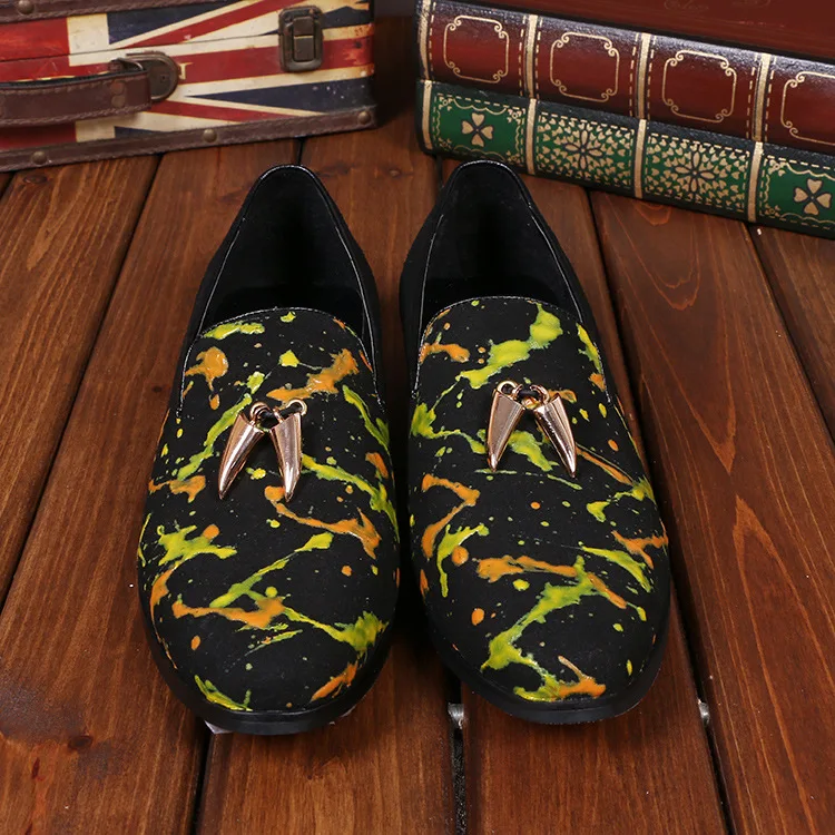 

KPOCOBKN Men Loafers Genuine Leather British Style Pointed Fashion Men Shoes Loafers
