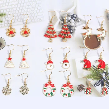 

1set 9 Pairs of Christmas Ornament Ear Hooks Cute Girl Heart Holiday Earrings Small Christmas Tree Decroation