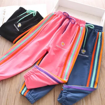 

2020 Spring and Summer Girls Embroidered Casual Pants Knee-length Children's Clothing Wholesale