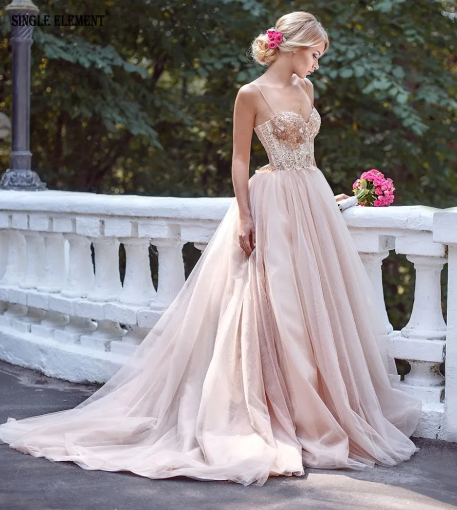 

SINGLE ELEMENT 2019 Champagne Prom Dresses with Slit Spaghetti Straps