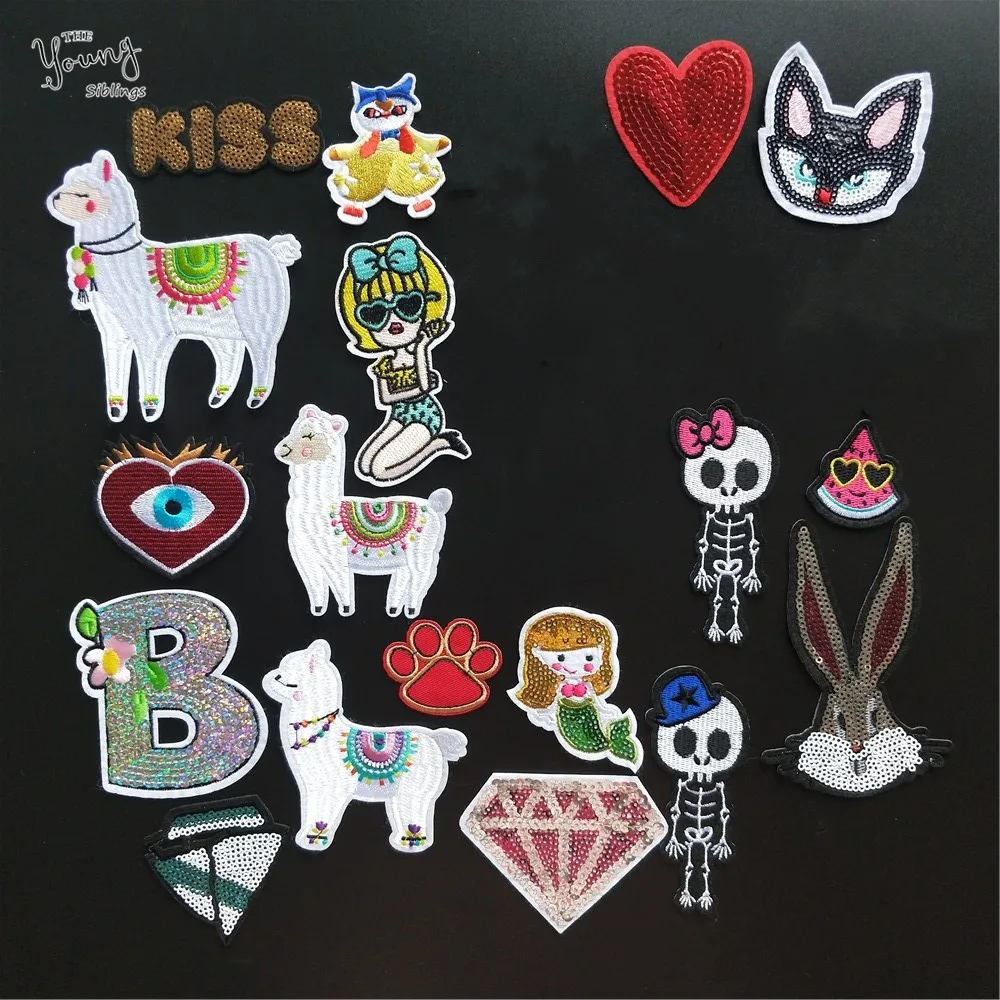 Unicorn Sequins Embroidered Sew On//Iron On Patches Badges Clothing Appliques