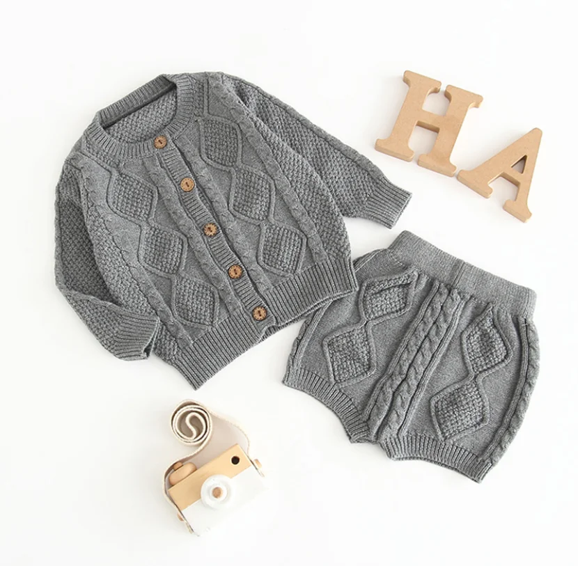 Вязаный, для новорожденных; одежда для маленьких мальчиков и девочек комплект свитер+ комплект с шортами с рюшами на весну и зиму одежда для малышей комплект одежды - Цвет: gray