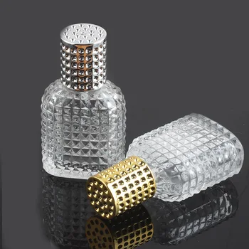 

Bottle with Spray Empty with Atomizer Refillable Bottles 30ml 50ml Pineapple Portable Glass Perfume