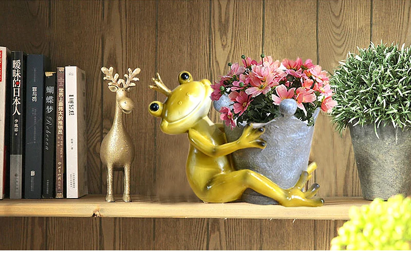 Crown Frog Resin Flower Pot Animal Sculpture Decoration Desktop Flower Arrangement Container Garden Micro Landscape Potted