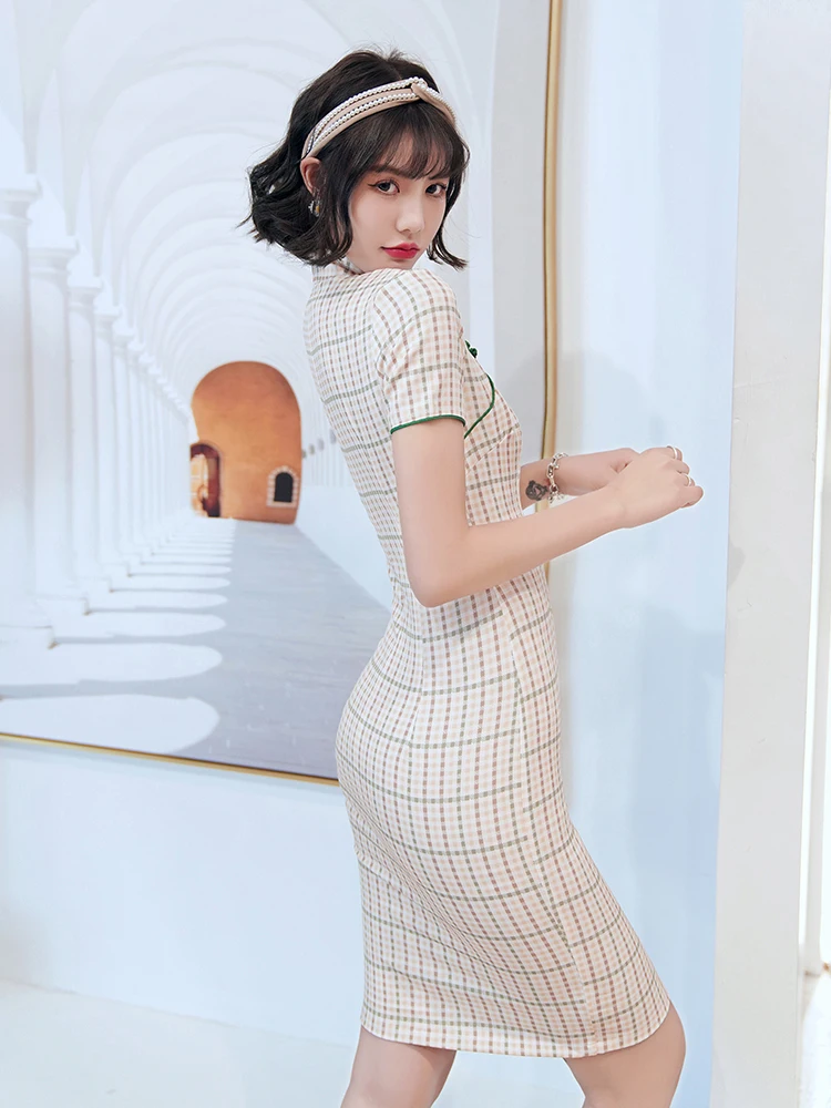 

Modern Short Cheongsam Beige Mini Lattice Daily Short Chinese Wedding Dress Vintage Clothing Qipao Party Skirt