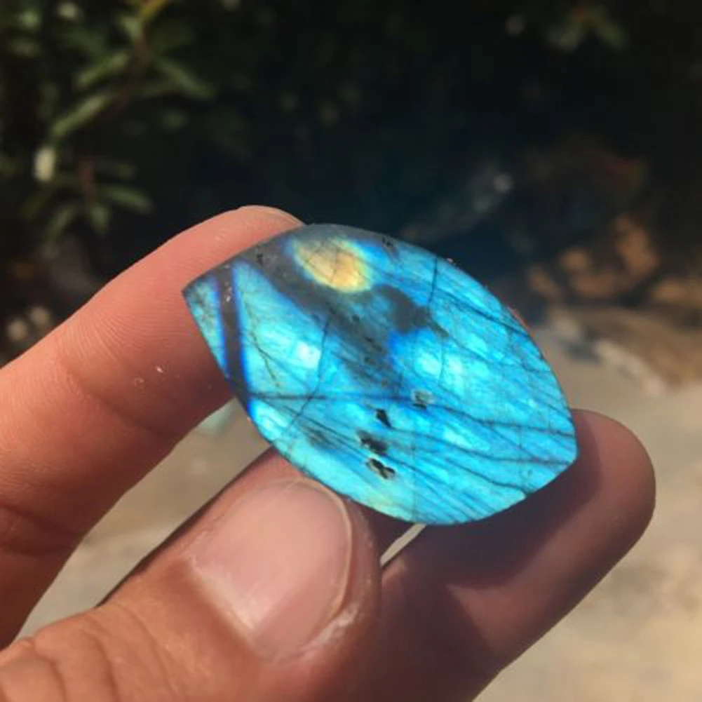 

1PC Top Natural Labradorite Crystal Moonstone Rough Polished Jewellery Pendant Collectables Colorful Shine Stone Home Decor B4