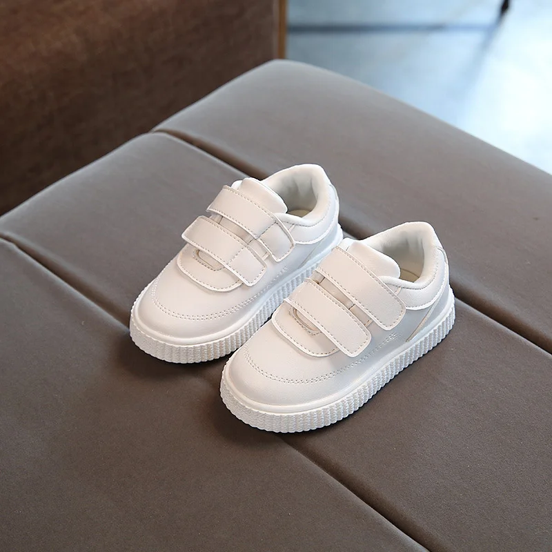 Sapatos de Couro Sapatos de Escola Crianças Tênis Meninos Sapatos Meninas Formadores Branco Bla Rosa Casual Sapato Flexível Sola Moda 2 High Quality Mamãe e Bebê