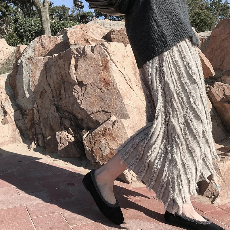 Tanie Cheerart jesień długi spódnica kobiety elastyczna wysoka talia damska asymetryczna spódnica z piór koreański mody spódnica odzież