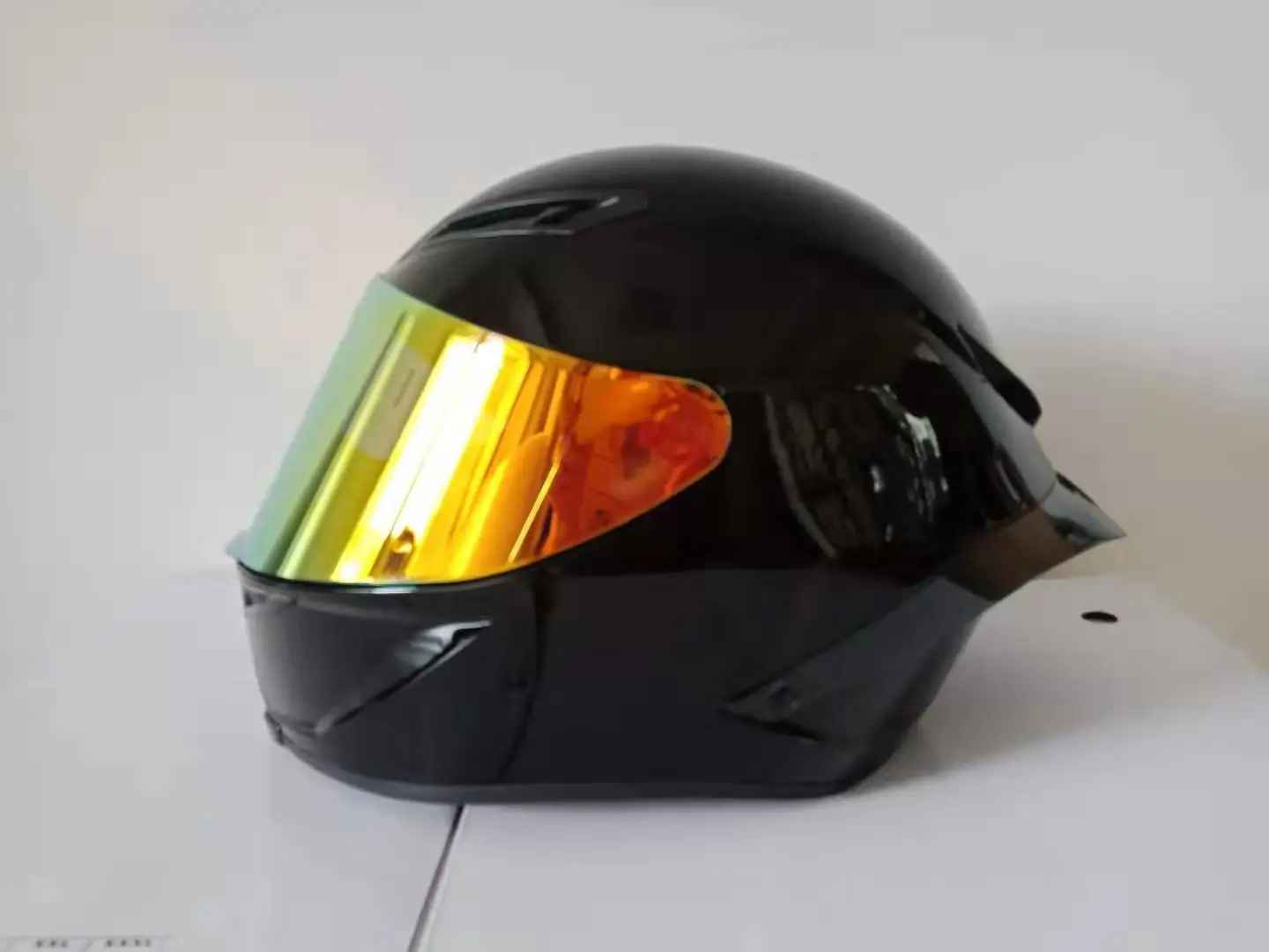 Бренд dgl смотровой щиток мотоциклетного шлема объектив модель 320 полный шлем зеркальные защитные очки мотоциклетный шлем один размер заднее крыло большой хвост
