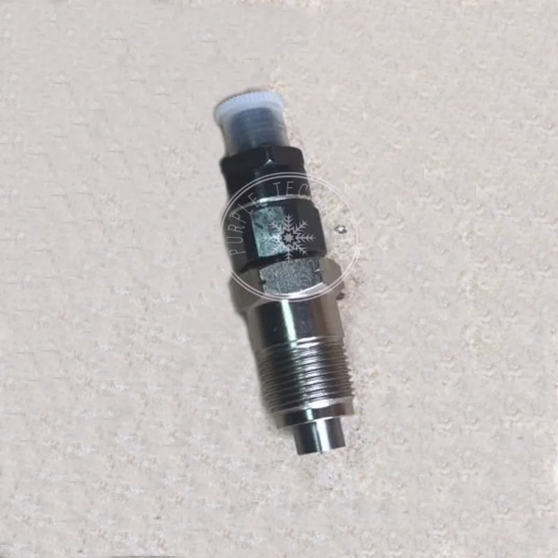 diesel fuel injector 792010L for Nissan pickup truck QD32 engine | Автомобили и мотоциклы