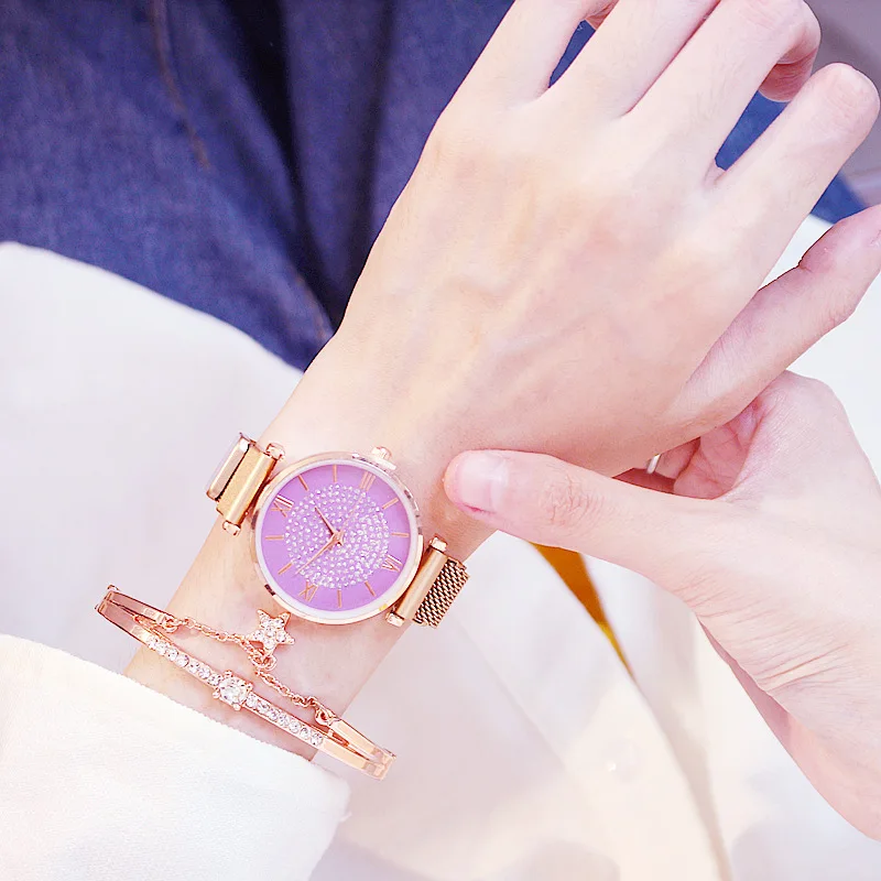women watch  (7)