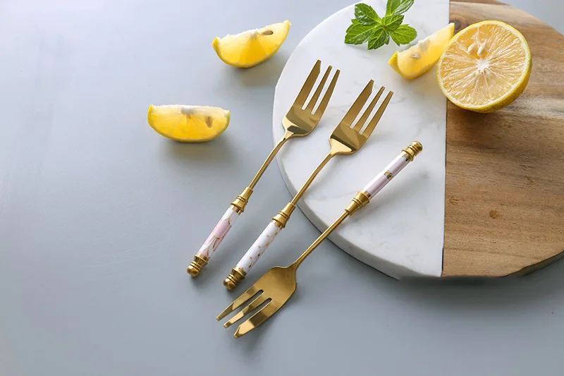 12362181602_1058601365