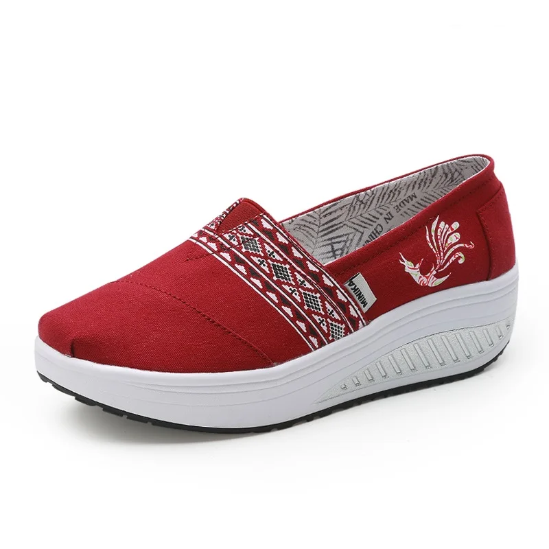 Популярная Летняя обувь; красные женские спортивные туфли на платформе с полукруглой платформой; zapatos mujer; парусиновые кроссовки; Minika feminino; Тонизирующая обувь