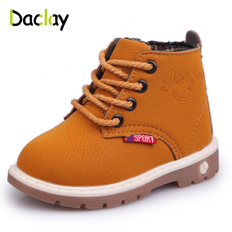 

Daclay New Fashion Kids Shoes Snow Boots Martin Boots Korean Design for Boy and Girls