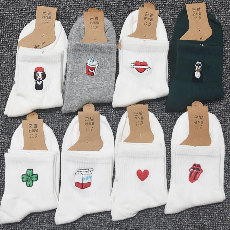 

RANMO 2020 new female socks pure cotton middle tube cartoon embroidery college style Korean love white sports socks recommended
