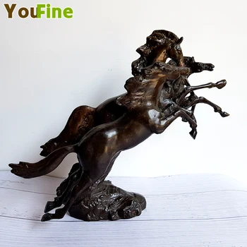 

Small bronze brass Arabian horses A set of three running horses Simulation of desktop ornaments Art Deco collection