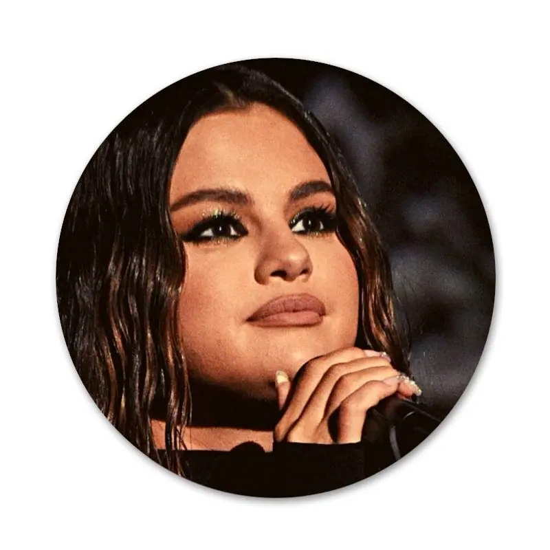 Pin on Selena Gomez