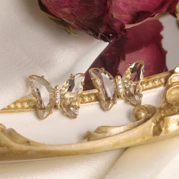 

2020 Korean New Design Fashion Jewelry Exquisite Stained Glass Crystal Butterfly Earrings Elegant Female Wild Earrings