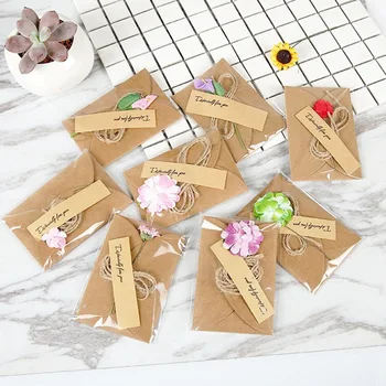 

Retro DIY Kraft Paper Invitation Greeting Card with Envelope Handmade Dry Flower Wedding Party Invitation Envelopes