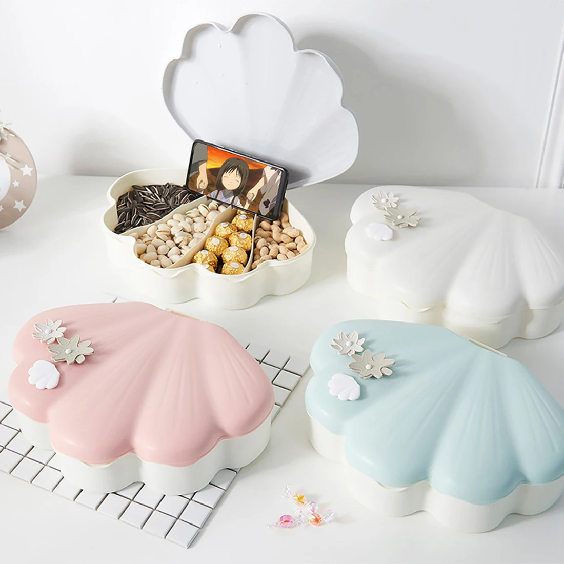 

Fashion Shell Modeling Fruit Plate 4 Grid Snacks Dried Fruit Candy Box Phone Holder Home Office Storage & Organization - Pink
