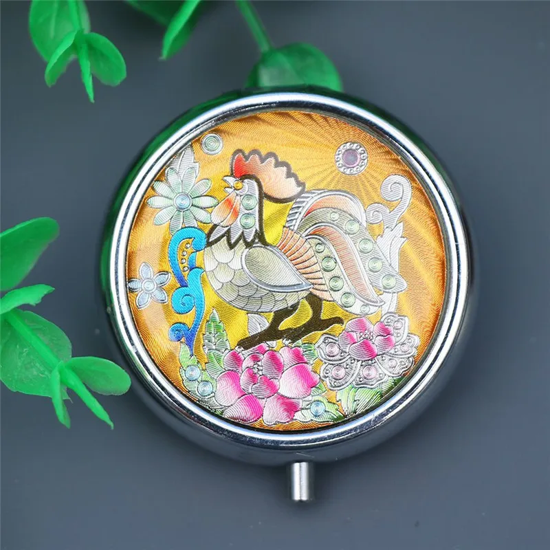 

1 Pcs 3 Slots Portable Pill Box Medicine Case Flowers Folding Pill Case Drug Storage Organizer Color Random Free Shipping