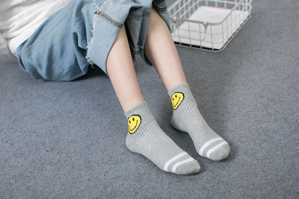 Smiley short tube striped socks comfortable breathable casual slippers socks quality autumn winter men women daily