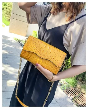 

2020 new fashion female bag crocodile pattern chain shoulder messenger bag fashion PU lock small square bag