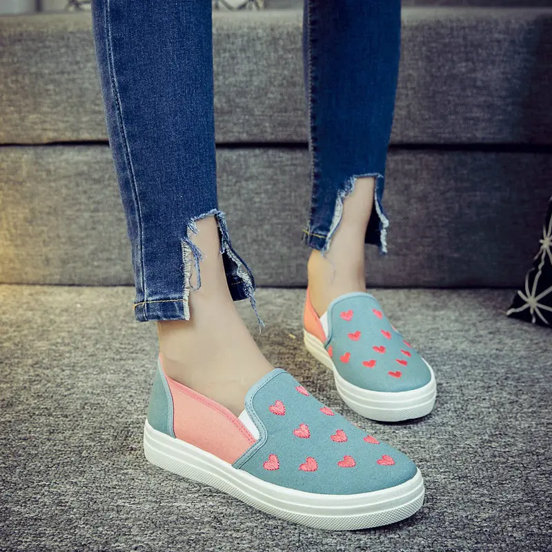 

2019 new collection Woman Canvas Shoes Woman Thick bottom Casual Shoes female Casual Breathableflat loafers Shoes 699