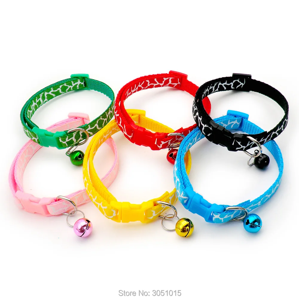 Оптовая продажа 24 шт. регулируемые ошейники для собак с полосками колокольчики