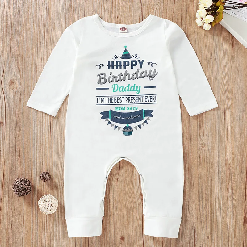 Одежда для новорожденных с надписью «Happy Birthday Daddy»; белый комбинезон с длинными рукавами для малышей; цельный комбинезон для малышей