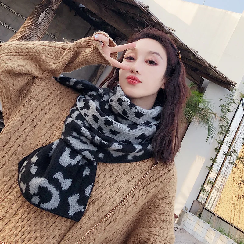 Chinese quality silk women fashion Cashmere autumn and winter thickening print shawl lady beach wool Multicolor Head scarf